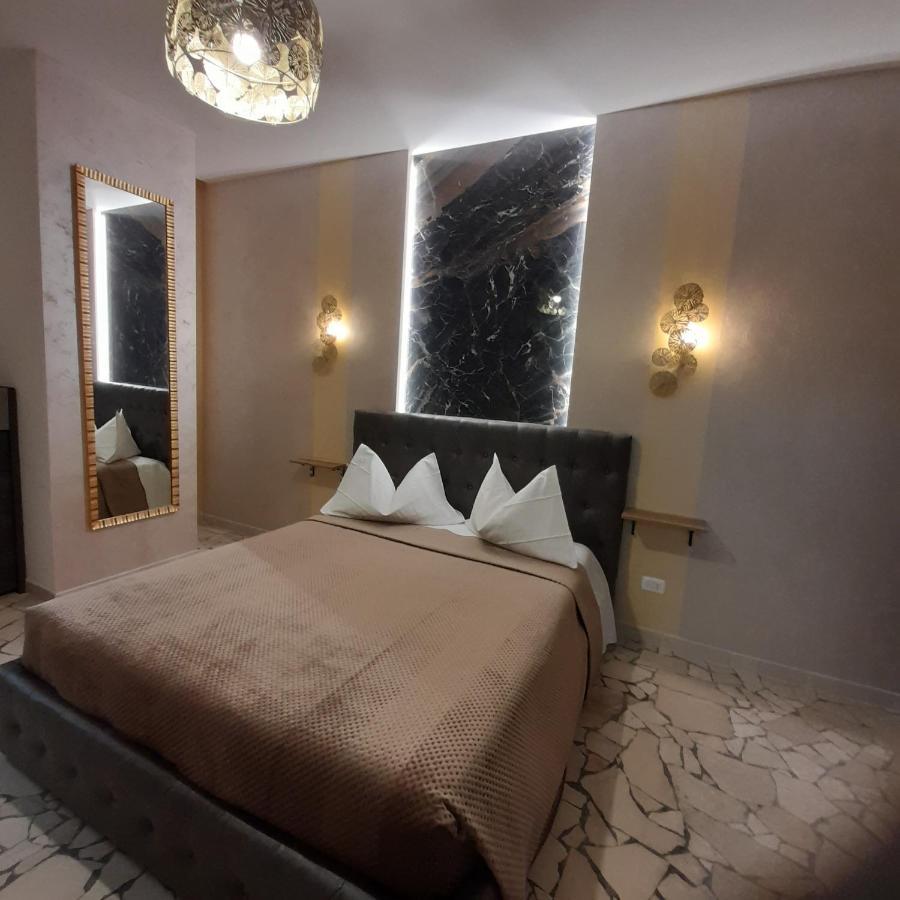 דירות בארי Residenza N&D Luxury מראה חיצוני תמונה